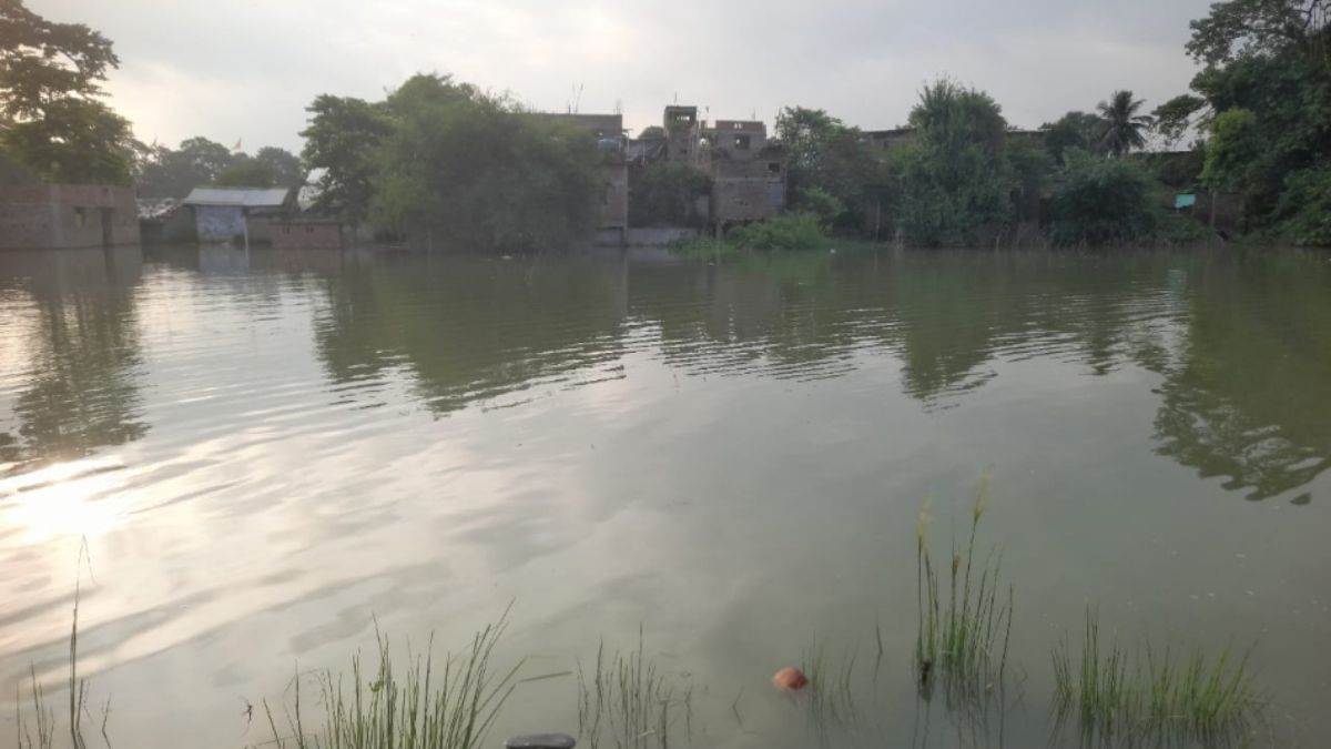 https://www.jagranimages.com/images/newimg/30082025/30_08_2025-khagaria_flood_24029994.jpg