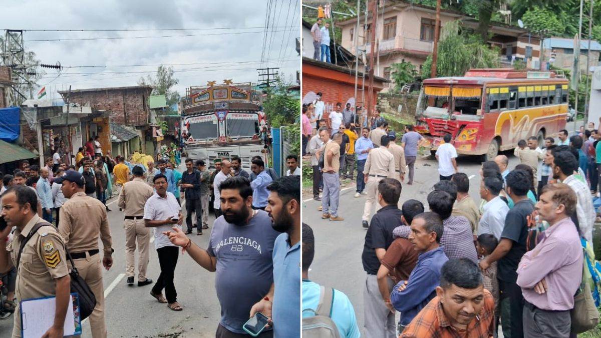 https://www.jagranimages.com/images/newimg/30082025/30_08_2025-mandi_bus_accident_jogindernagar_24030414.jpg