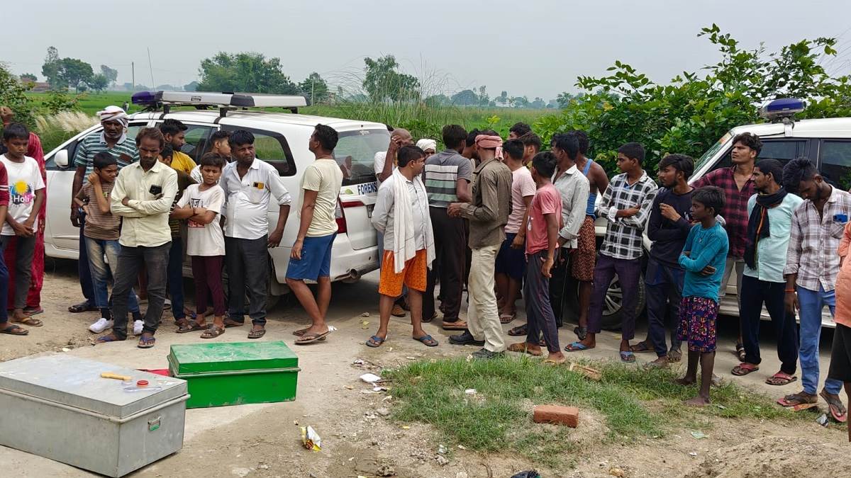 https://www.jagranimages.com/images/newimg/30082025/30_08_2025-prayagraj_theft_24029984_14221737.jpg