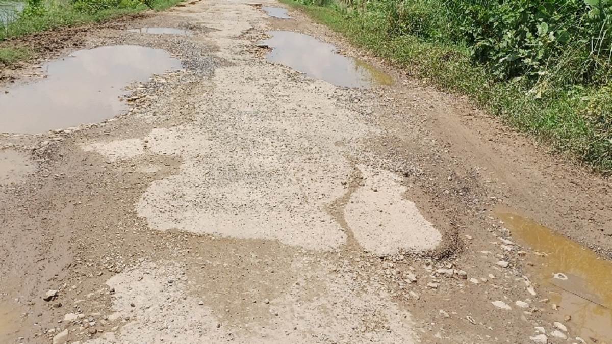 https://www.jagranimages.com/images/newimg/30082025/30_08_2025-road_24029939.jpg