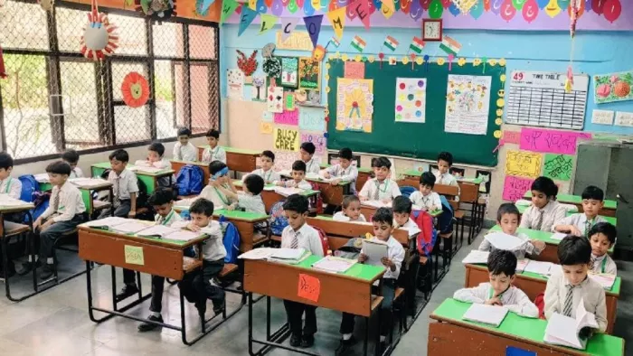 कक्षा एक में न्यूनतम आयु का उल्लंघन हुआ तो नपेंगे विद्यालय। फाइल फोटो