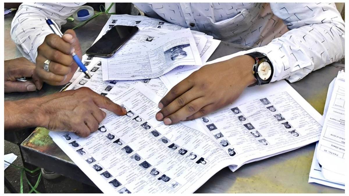 https://www.jagranimages.com/images/newimg/30082025/30_08_2025-voter_list_24030395.jpg