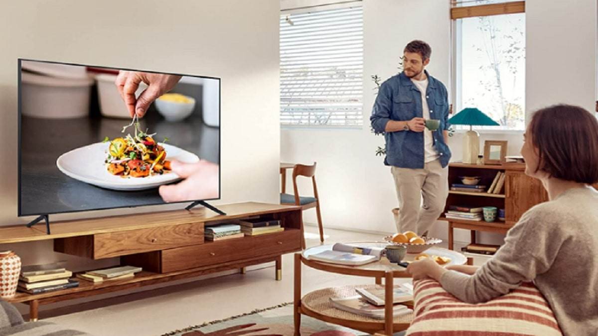 50 Inch Smart TVs पर मची लूट, Amazon Sale Offers पर मिल रही है 34,000 तक की छूट