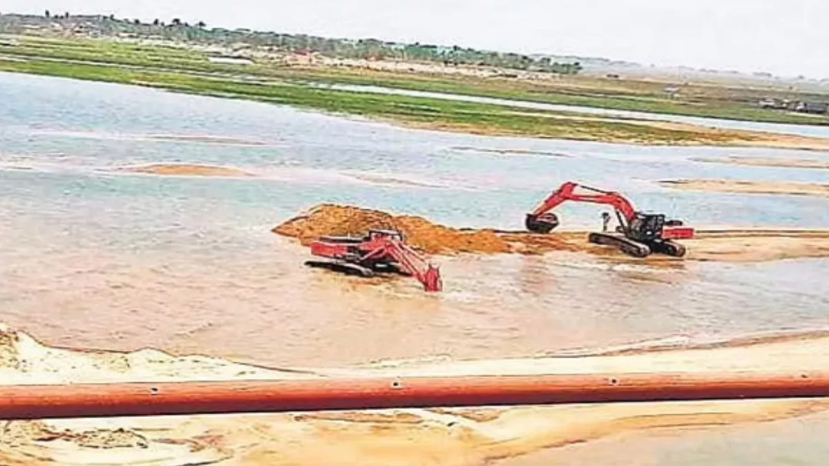 Illegal Mining In Kashmir : बड़गाम जिले में शालीगंगा नदी में रेत-बजरी के खनन पर निजी कंपनी को रोक