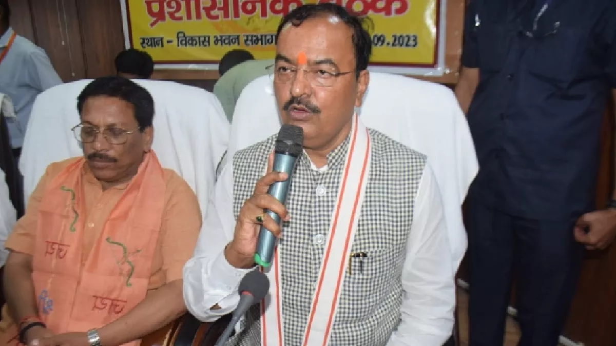 आजम के गढ़ में दहाड़े डिप्टी सीएम, बोले- जौहर यूनिवर्सिटी की जांच में जो भी दोषी पाए जाएंगे उनपर होगी कार्रवाई