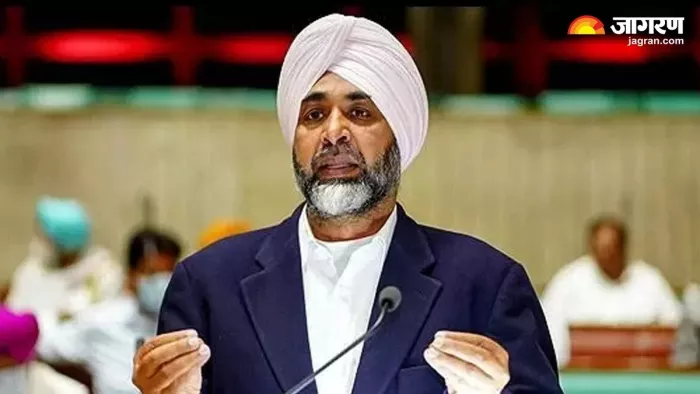 विजिलेंस ब्यूरो पूर्व वित्त मंत्री मनप्रीत बादल की संपत्ति का ब्यौरा जुटाने में जुटी (फाइल फोटो)