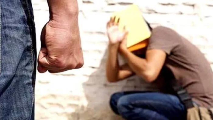 कॉलेज रैगिंग को लेकर राज्यपाल सख्त (कॉन्सेप्ट इमेज)