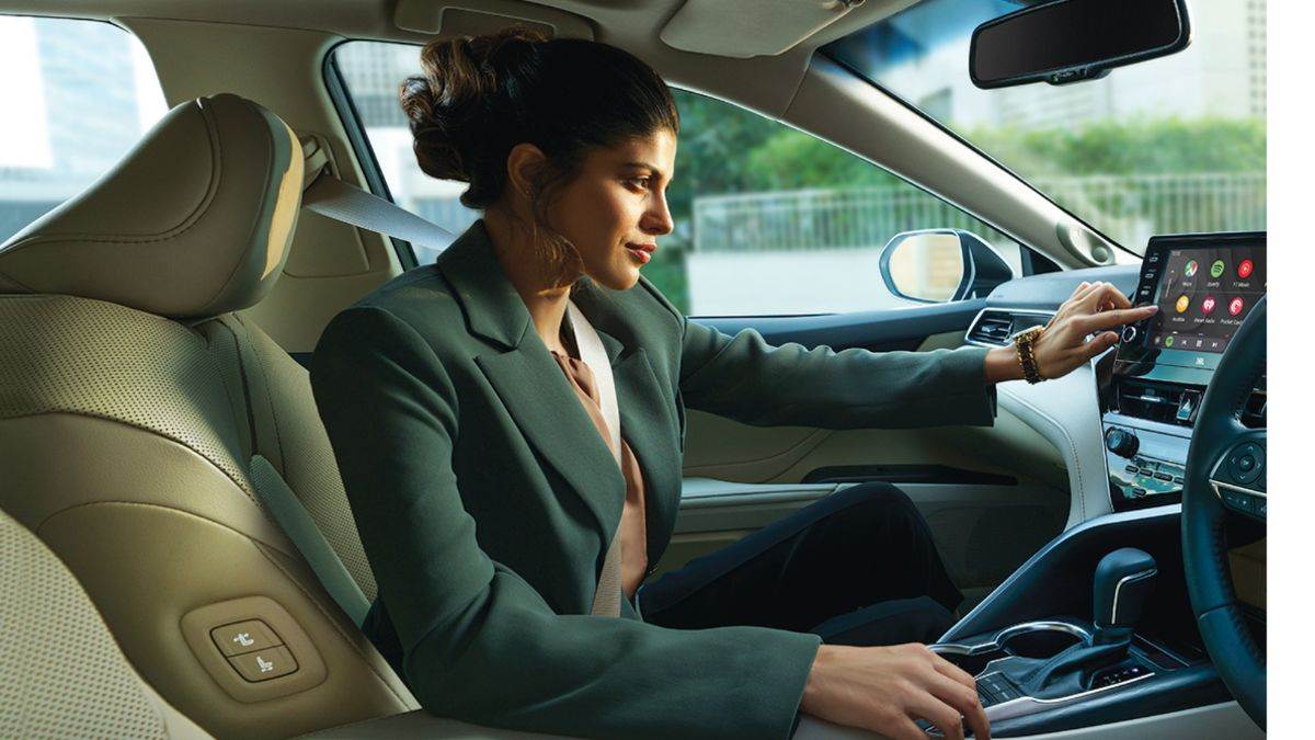 https://www.jagranimages.com/images/newimg/30092023/30_09_2023-toyota_23543730.jpg