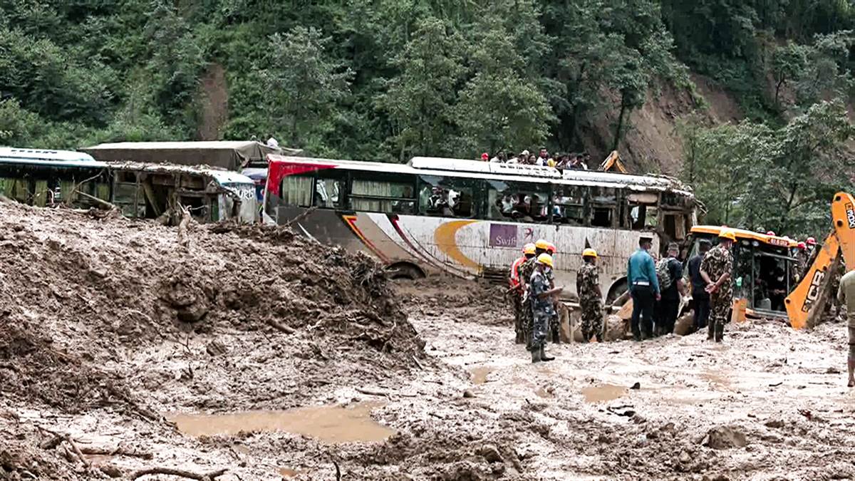 https://www.jagranimages.com/images/newimg/30092024/30_09_2024-nepal_flood_23807066.jpg