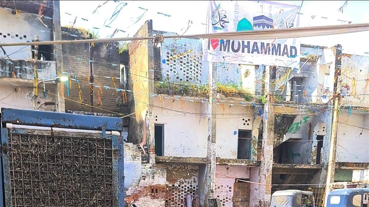 agra news i love muhammad banners spark tension police investigate