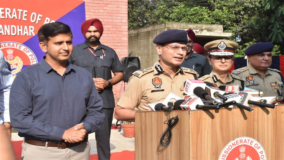 isi backing gangsters aiding turmoil dgp gaurav yadav
