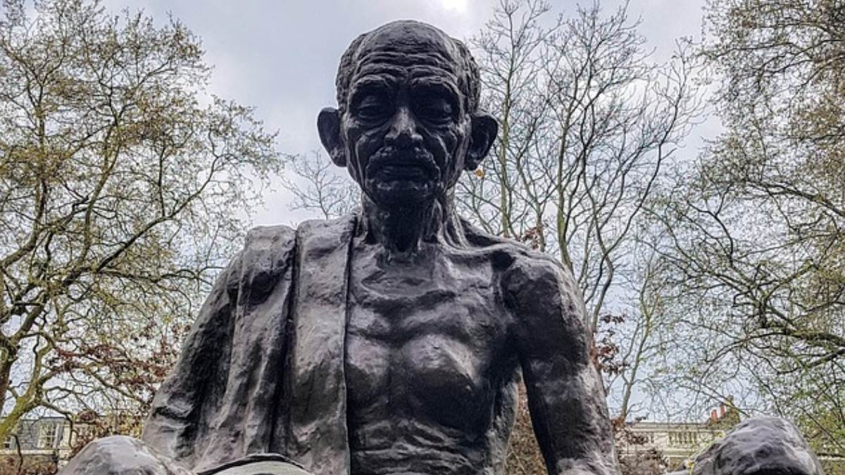 mahatma gandhi statue vandalized in london india condemns attack