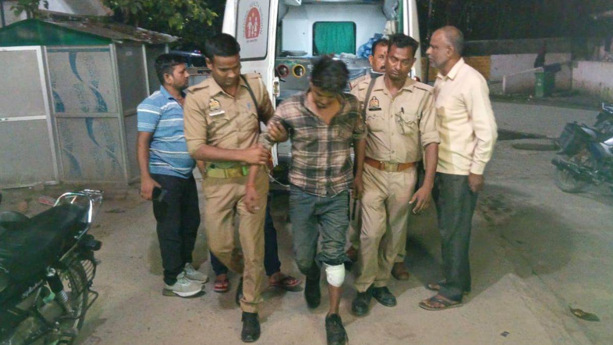 mau police encounter bank robber shot others arrested in muhammadabad gohna