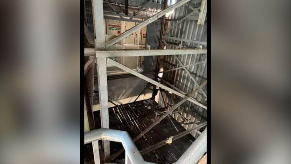 lift accident at bhadrak honda showroom two employees injured