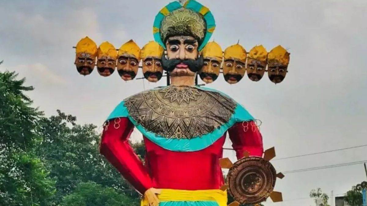 the world tallest ravana arrived in kota from ambala will be included in the record books it took four months to prepare