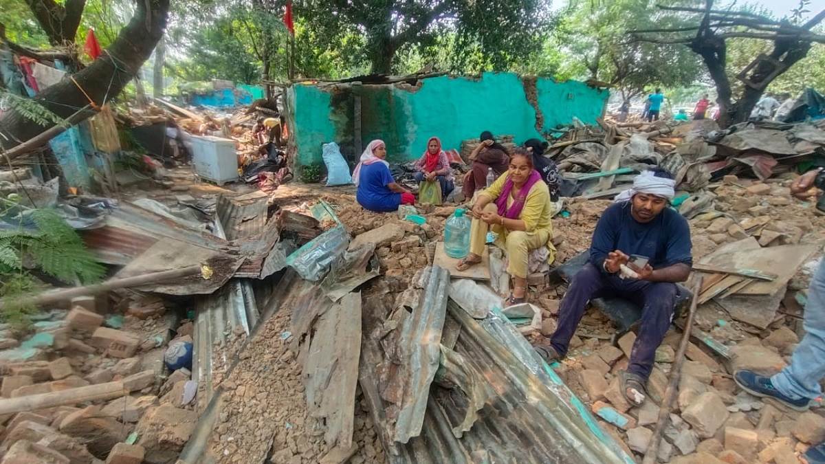 chandigarh becomes the countrys first slum free city shahpur colony demolished 500 slums to be removed by evening