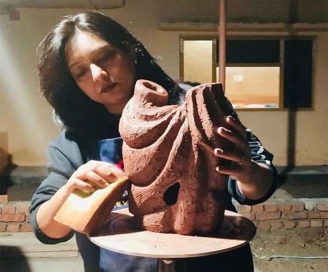 स्वावलंबन की राह: खुद के दीयों से जगमग करें दीवाली, मिट्टी से बने दीये स्‍वरोजगार के लिए अच्‍छा विकल्‍प