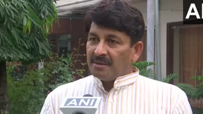 मनोज तिवारी बोले- केजरीवाल को दिल्ली की चिंता नहीं, उन्हें पंजाब का सीएम बनना चाहिए