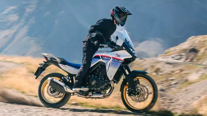 Honda XL750 Transalp को भारत में लॉन्च कर दिया गया है।