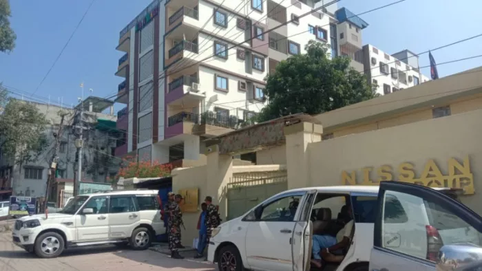 देवघर और गोड्डा में कई ठिकानों पर आयकर विभाग का छापा