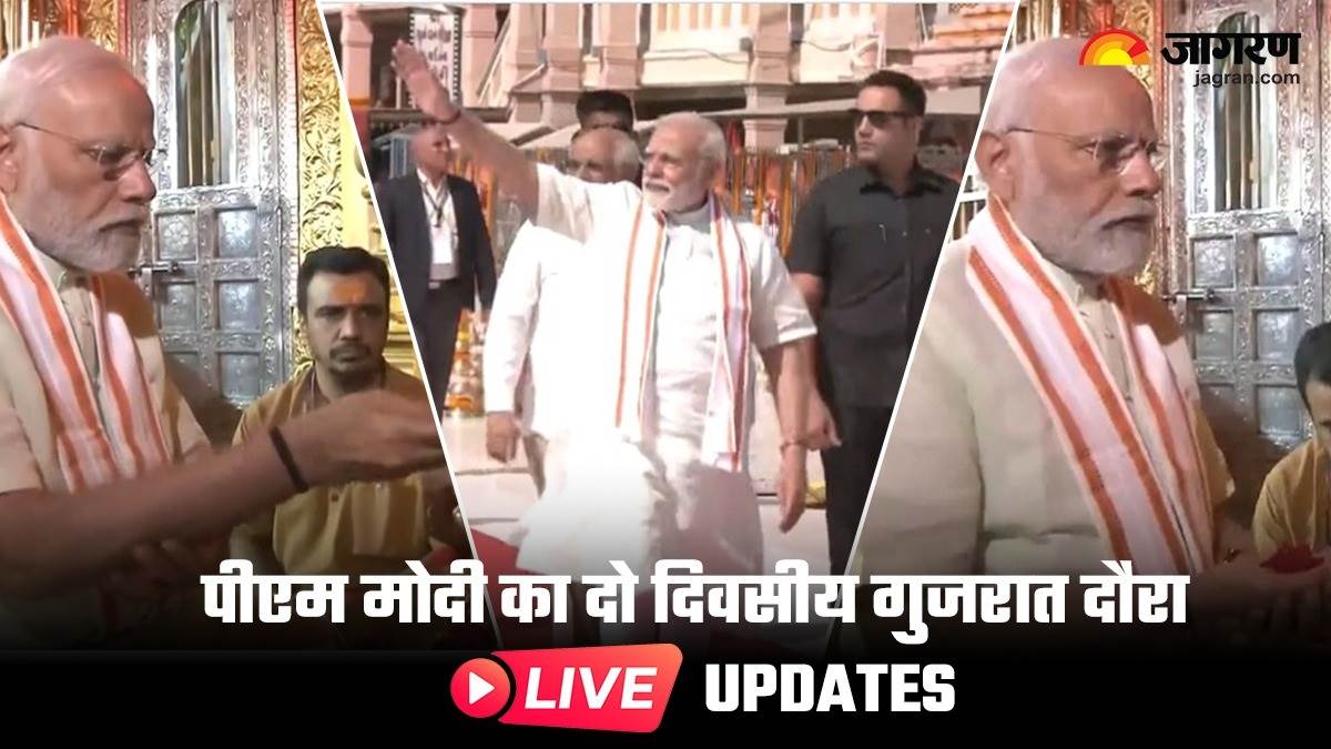 pm modi gujarat visit live updates narendra modi mega road show in banaskantha he worship at ambaji temple
