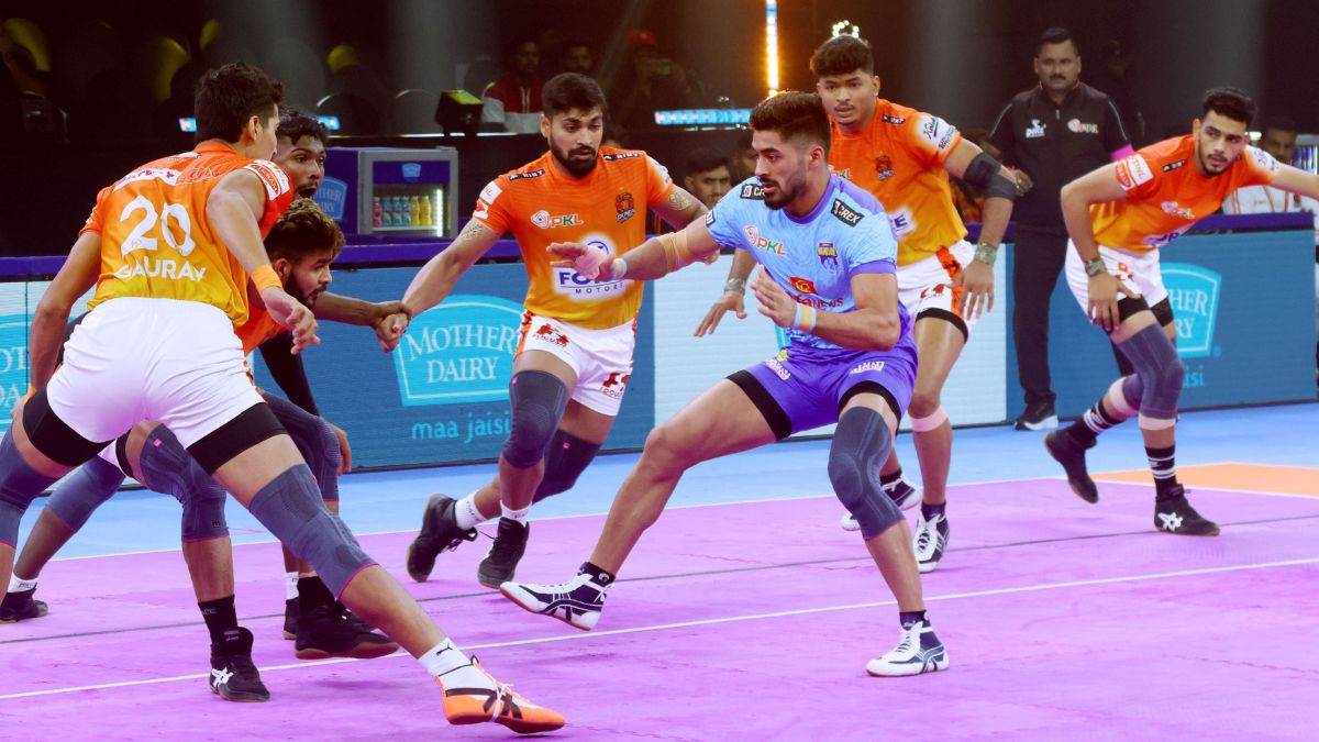 https://www.jagranimages.com/images/newimg/30102024/30_10_2024-bengal_and_paltan_23823760.jpg