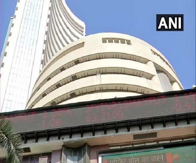 सार्वजनिक अवकाश होने की वजह से MCX पर सुबह के सत्र में ट्रेडिंग नहीं होगी। (PC: ANI)