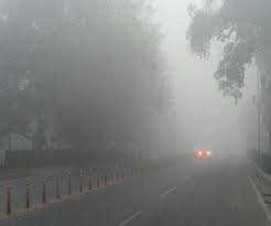 कानपुर के न्यूनतम तापमान में मामूली कमी आई है।