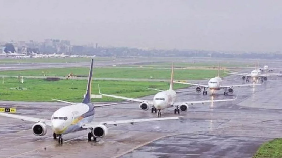 Govt temporarily defers sale of AAI stakes in 4 joint venture airports