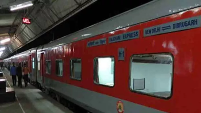 Railway Survey News: एसी कोच बढ़ने से रेलवे की आय भी बढ़ेगी। जागरण आर्काइव