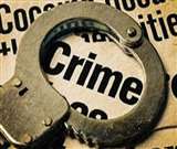 खाद चोरी के मामले में पुलिस ने चालक समेत चार आरोपितों को गिरफ्तार किया है।