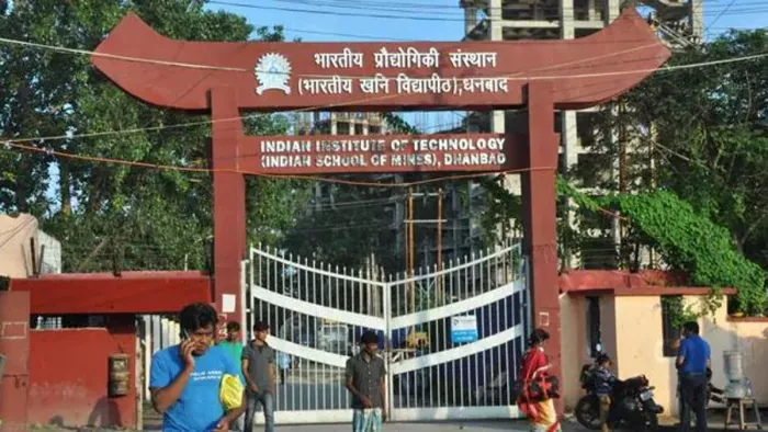 आइआइटी आइएसएम में 2023 बैच के कैंपस प्लेसमेंट के लिए बुधवार को जीरो डे शुरू हो गया।