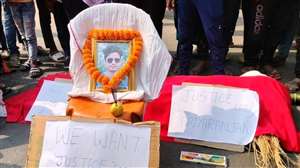 बिहार जमुई के छात्र प्रियरंजन की मौत कोलकाता में हो गई है।