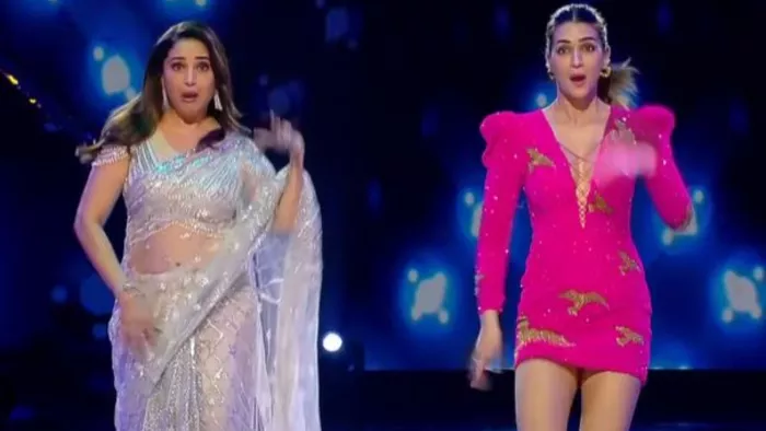 Madhuri Dixit Dance Video: माधुरी दीक्षित झलक दिखला जा 10 को जज कर रही है।