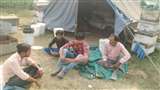 बुलंदशहर के खुर्जा क्षेत्र में घटनास्थल पर मौजूद पीड़ित।