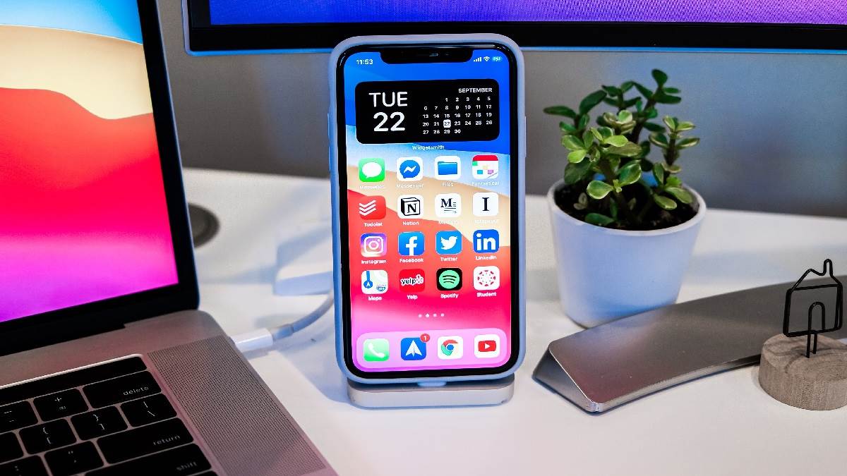 Top 5G Mobile Phones Cover Image Source: Unsplash