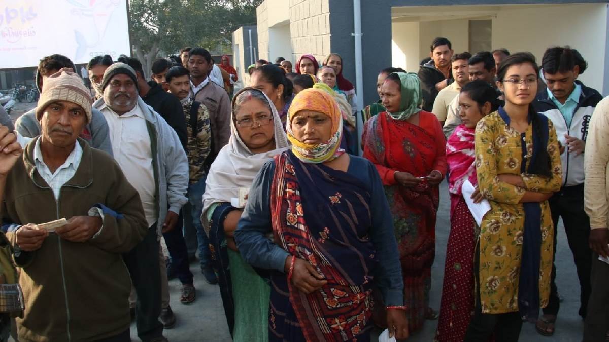 Gujarat Chunav Voting 2022 Voting completed for 89 seats in the first phase  second phase voting will be held on Dec 5