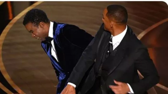 Will Smith Infamous Oscars Slap: विल स्मिथ हॉलीवुड कलाकार है।