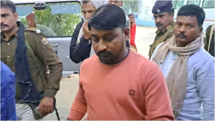 इनामी बदमाश पप्पू मंडल ने किया सरेंडर, हत्या-अपहरण जैसे 8 संगीन मामलों में है आरोपी