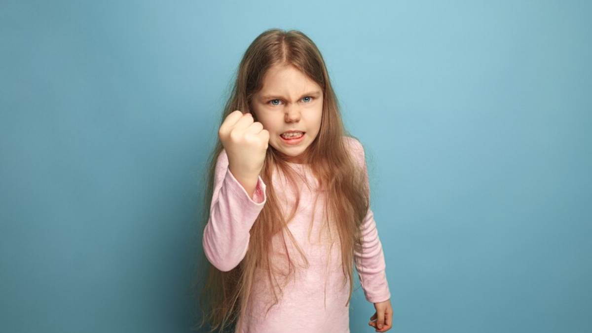 https://www.jagranimages.com/images/newimg/30112023/30_11_2023-stubborn_kid_23592429.jpg