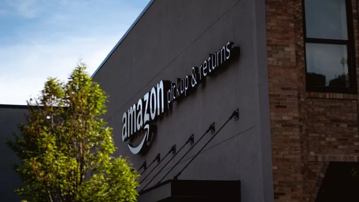 Now Amazon deliver the orders with drone, know the details