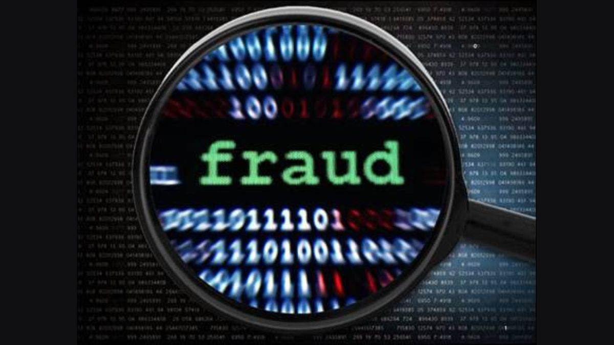 ncr sit found land department officer suspicious in fraud of land compensation mey be arrest soon noida