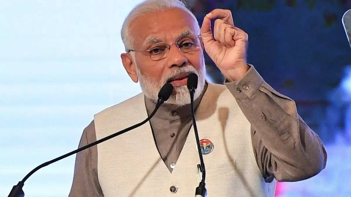 प्रधानमंत्री नरेंद्र मोदी पश्चिम बंगाल के कई विकास कार्यों में वीडियो कॉन्फ्रेंसिंग के जरिए शामिल होंगे।