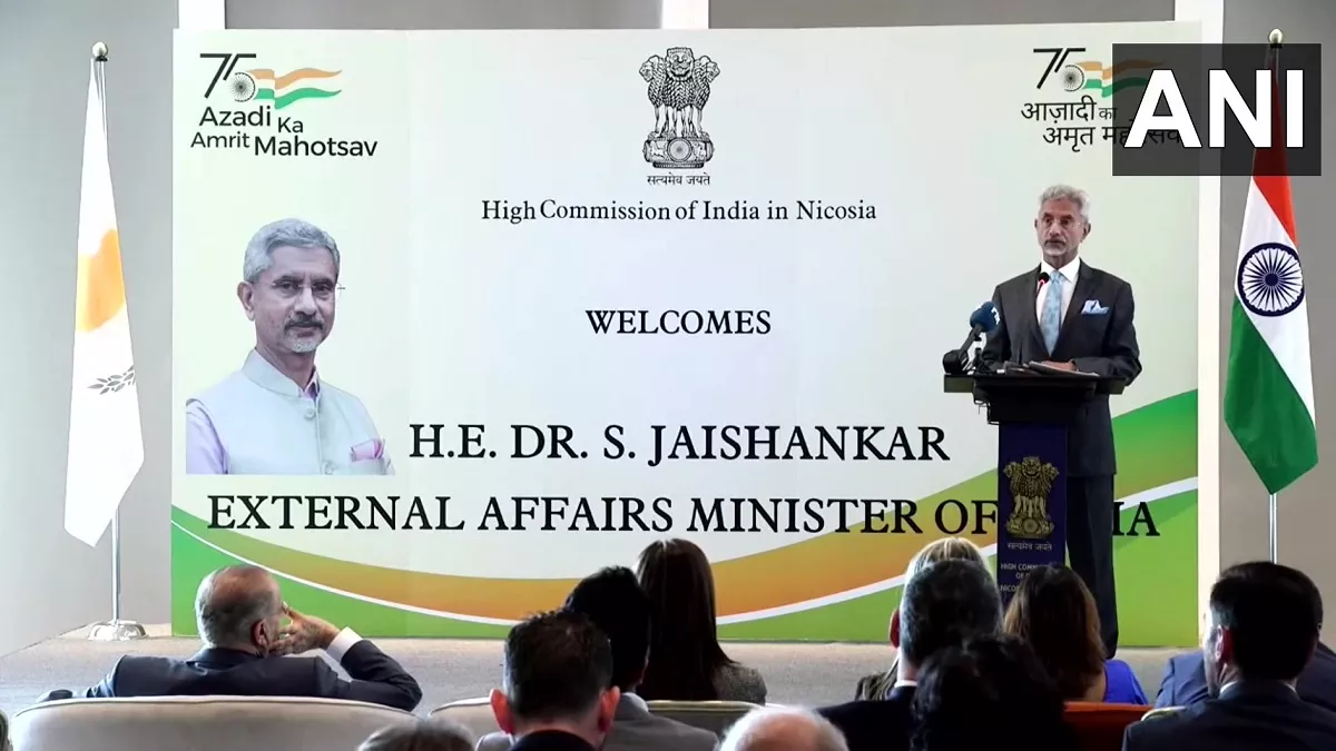 विदेश मंत्री एस जयशंकर ने निकोसिया में एक व्यवसायिक कार्यक्रम को किया संबोधित