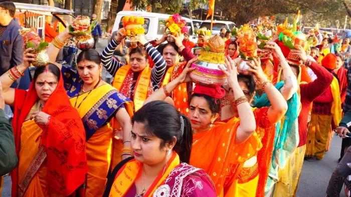 श्रीराम के जयकारों से गूंजी द्रोणनगरी, अक्षत कलश का हुआ भव्य स्वागत
