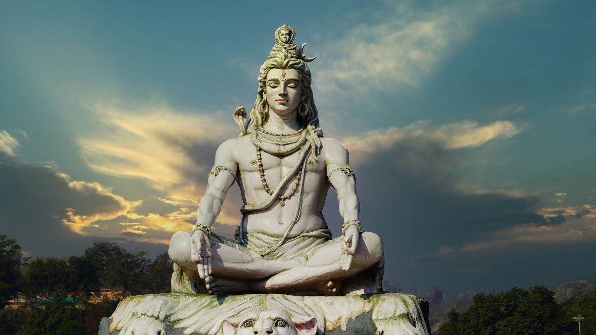 https://www.jagranimages.com/images/newimg/30122023/30_12_2023-shiv_23617252.jpg