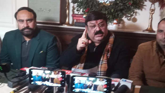 वंदे भारत ट्रेन प्रधानमंत्री नरेन्द्र मोदी की देन है