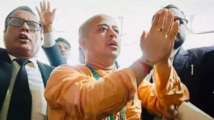 बांग्लादेश में अल्पसंख्यकों के एक संगठन ने चिन्मय कृष्ण दास को तत्काल रिहा करने की मांग की।(फाइल फोटो)