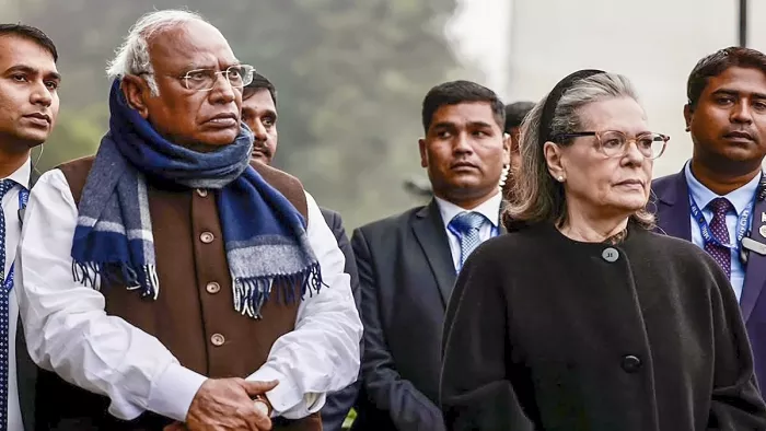 बिहार लाठीचार्ज पर भाजपा पर हमलावर कांग्रेस। ( फोटो- पीटीआई )