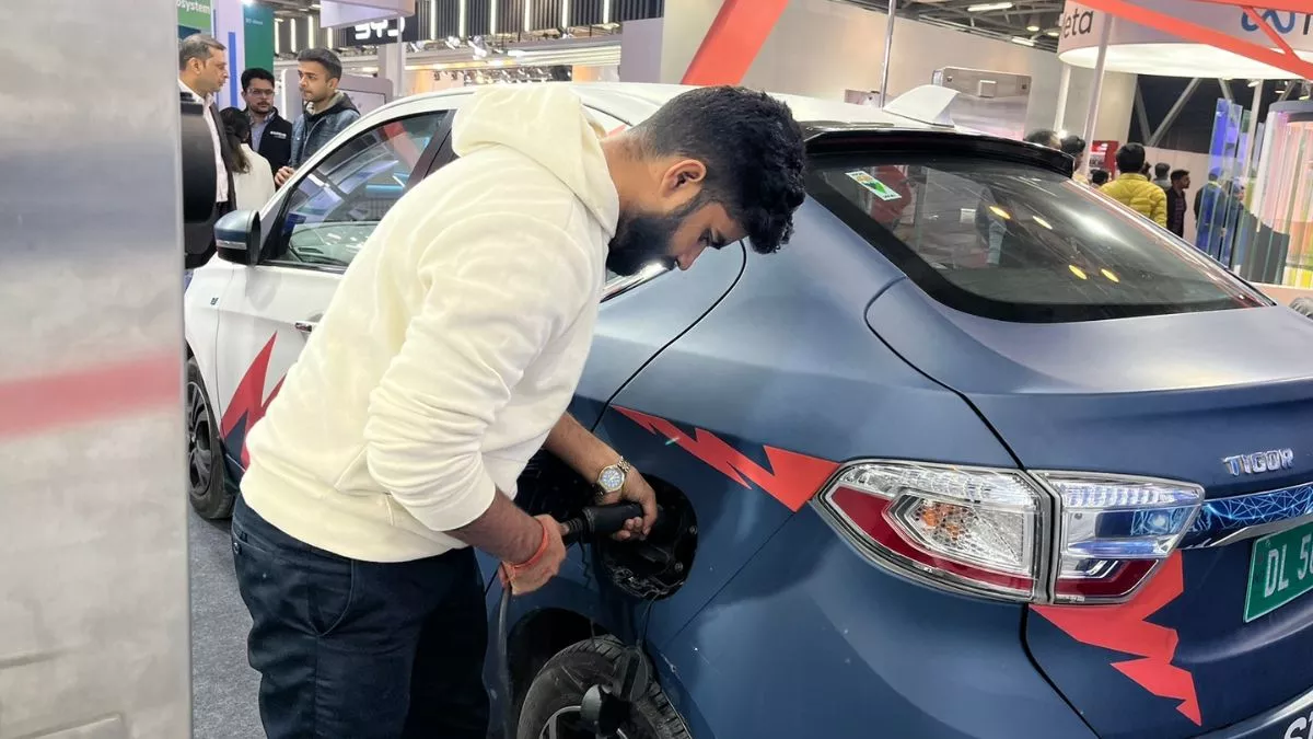 2023 तक भारत में सालाना आधार पर ईवी की बिक्री 1 करोड़ तक होने के अनुमान हैं।